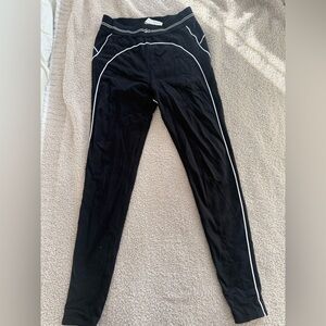 ALO Yoga Black Leggings with White Accents